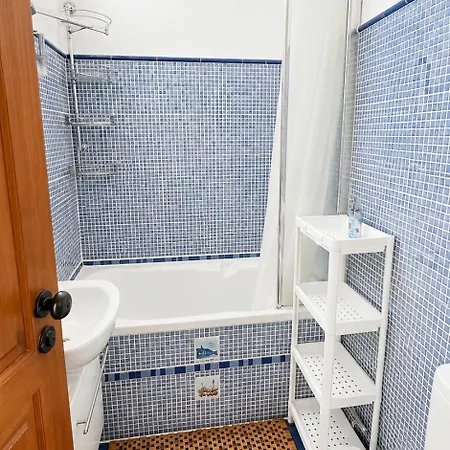 Casa Tradicional- 3 Quartos-150m No Coracao Da Velha Semesterbostad Albufeira